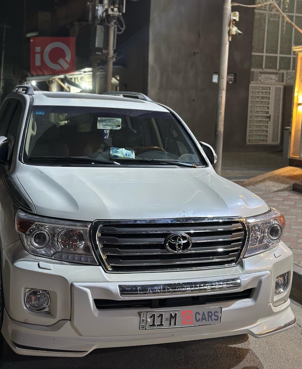 تۆیۆتا لاند کروزەر